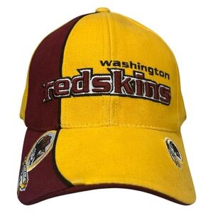 Vintage Washington Redskins NFL Hat Men’s Yellow‎ Burgundy Adjustable